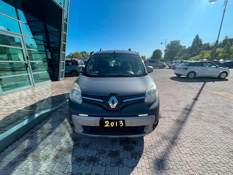 Usata Renault Kangoo 90 CV (66 kW) 2013 Grigio Monovolume