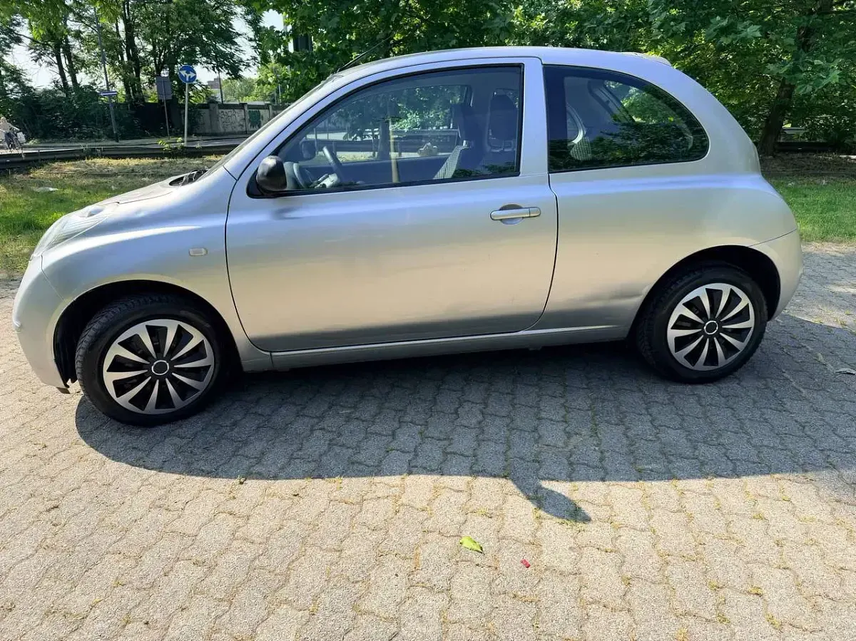 Usata Nissan Micra Acenta 80 CV (58 kW) 2006 Argento Berlina