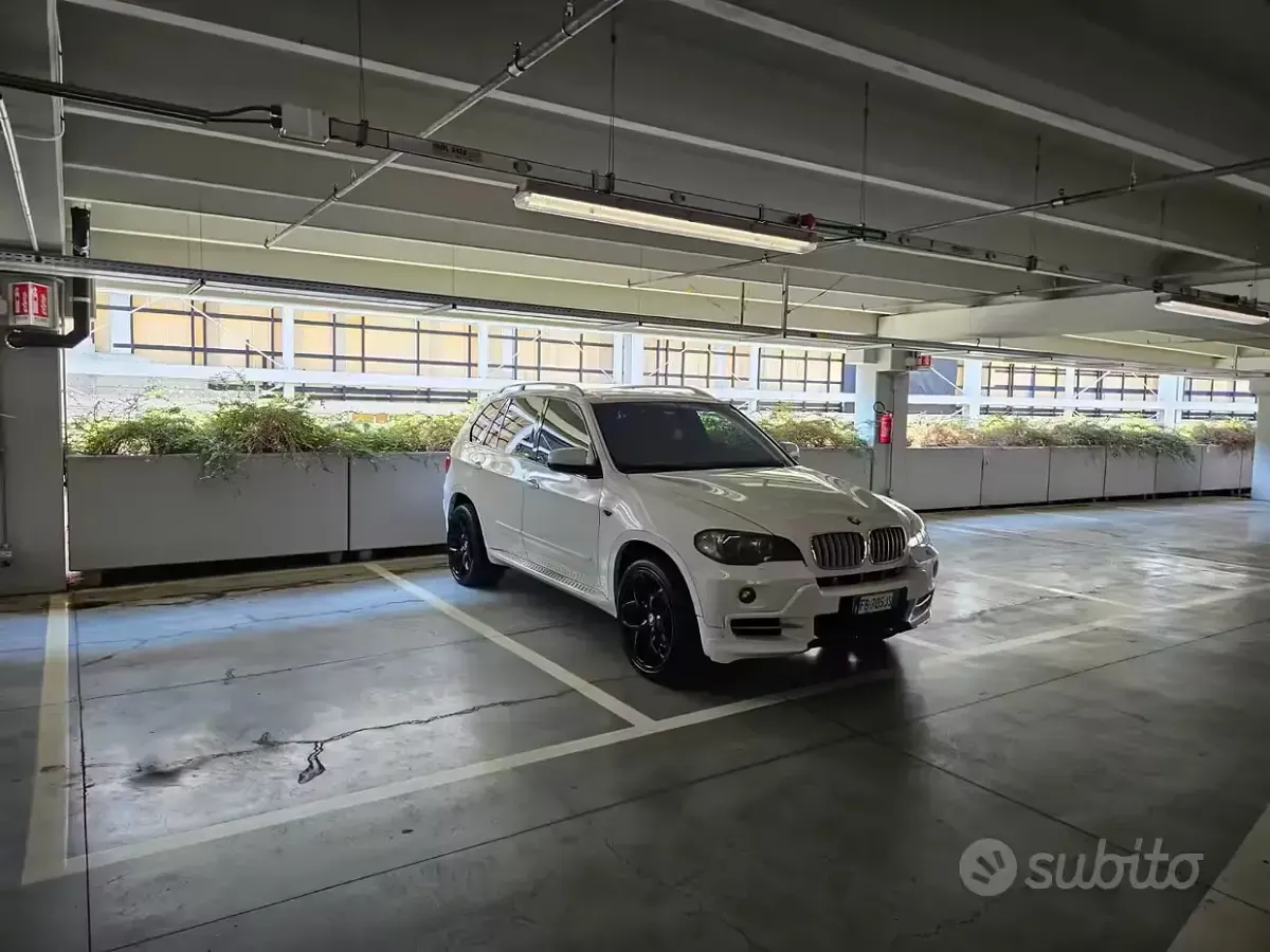 Usata BMW X5 Efficient Dynamics 235 CV (172 kW) 2007 Bianco SUV