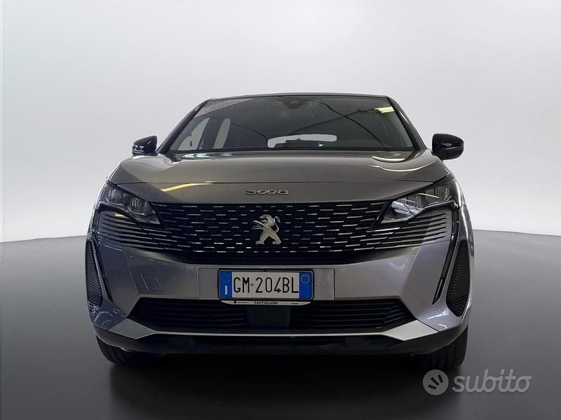 Usata Peugeot 3008 Allure 131 CV (96 kW) 2023 Grigio SUV