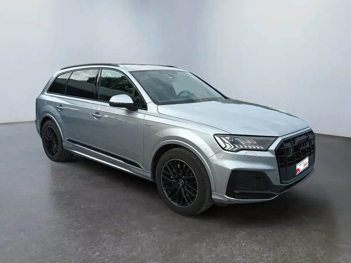 Usata Audi Q7 S-Line 286 CV (210 kW) 2023 Grigio SUV