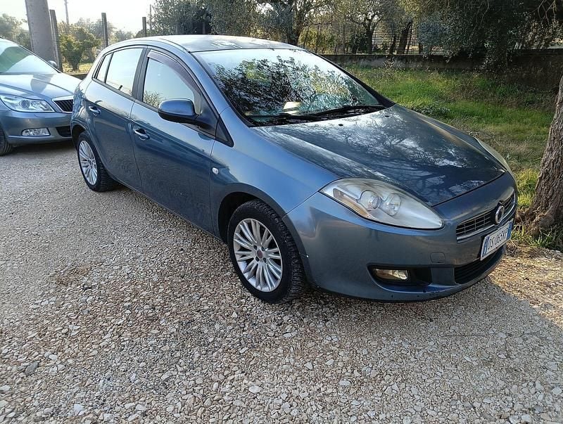 Usata Fiat Bravo 120 CV (88 kW) 2008 Utilitaria