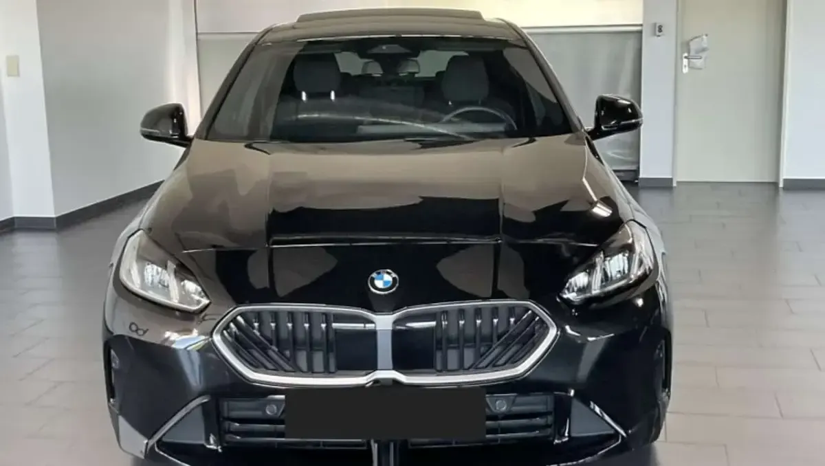 Usata BMW 120 M Sport 156 CV (114 kW) 2025 Nero Utilitaria