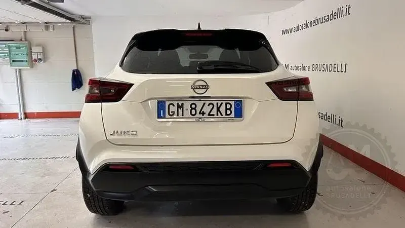 Usata Nissan Juke N-Connecta 114 CV (83 kW) 2023 Bianco SUV