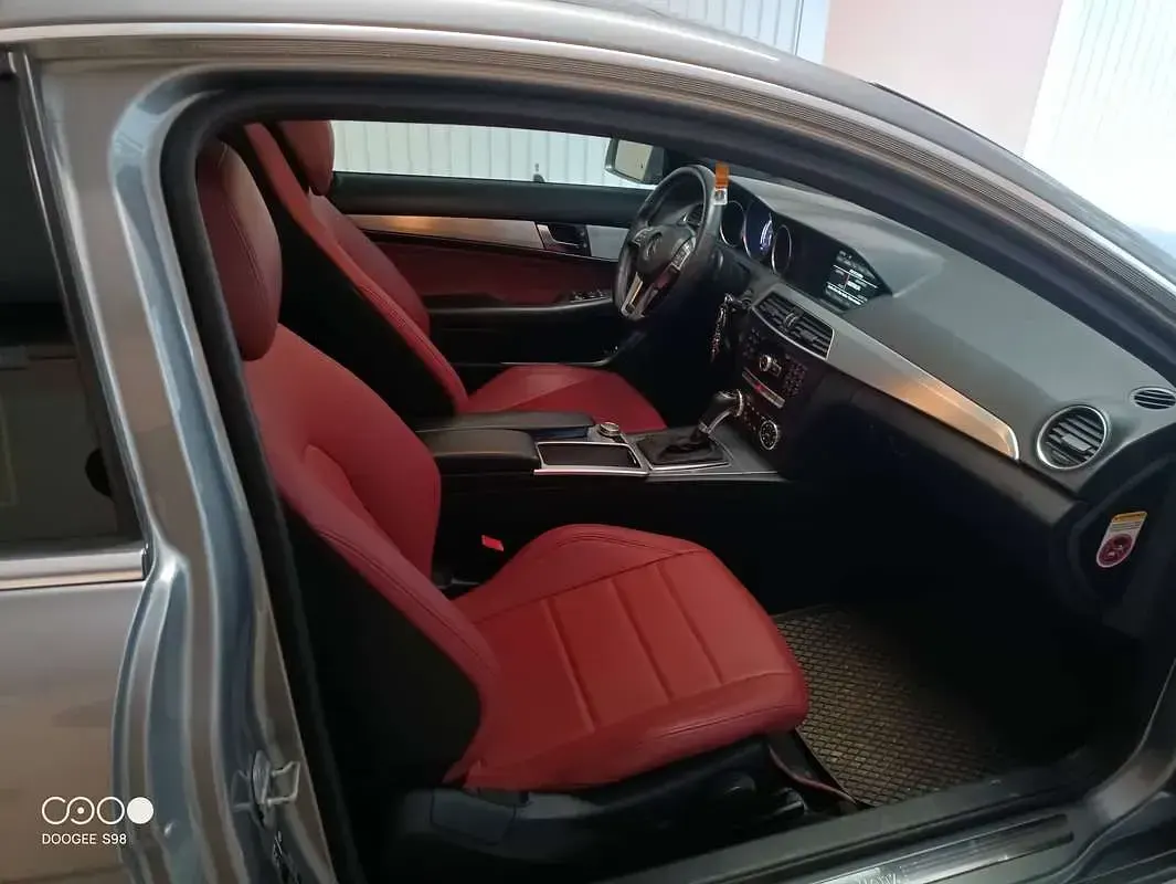 Second-hand Mercedes C220 Avantgarde 170 CP (125 kW) 2011 Gri Coupe