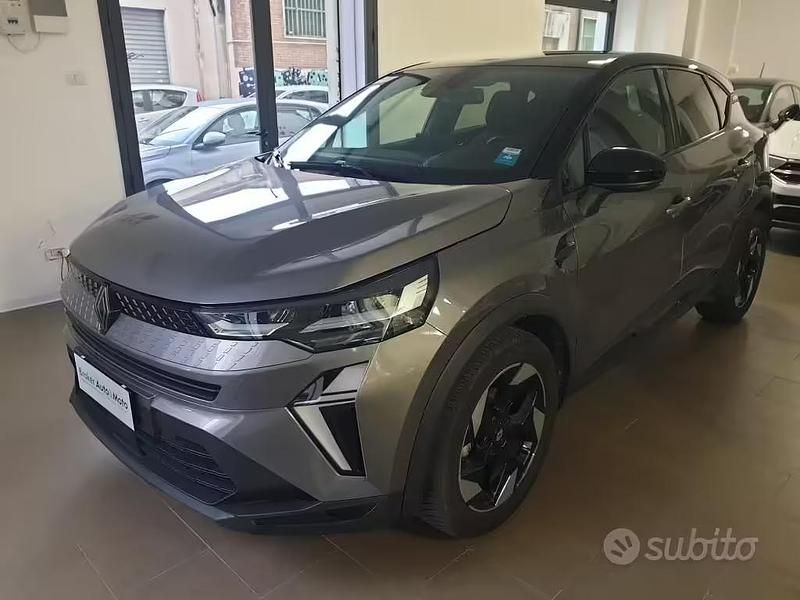 Usata Renault Captur Techno 90 CV (66 kW) 2025 Grigio SUV