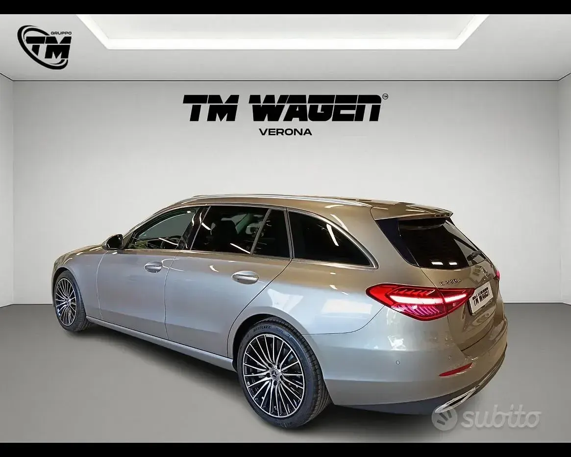 Usata Mercedes C220 Business 200 CV (147 kW) 2022 Grigio Station wagon