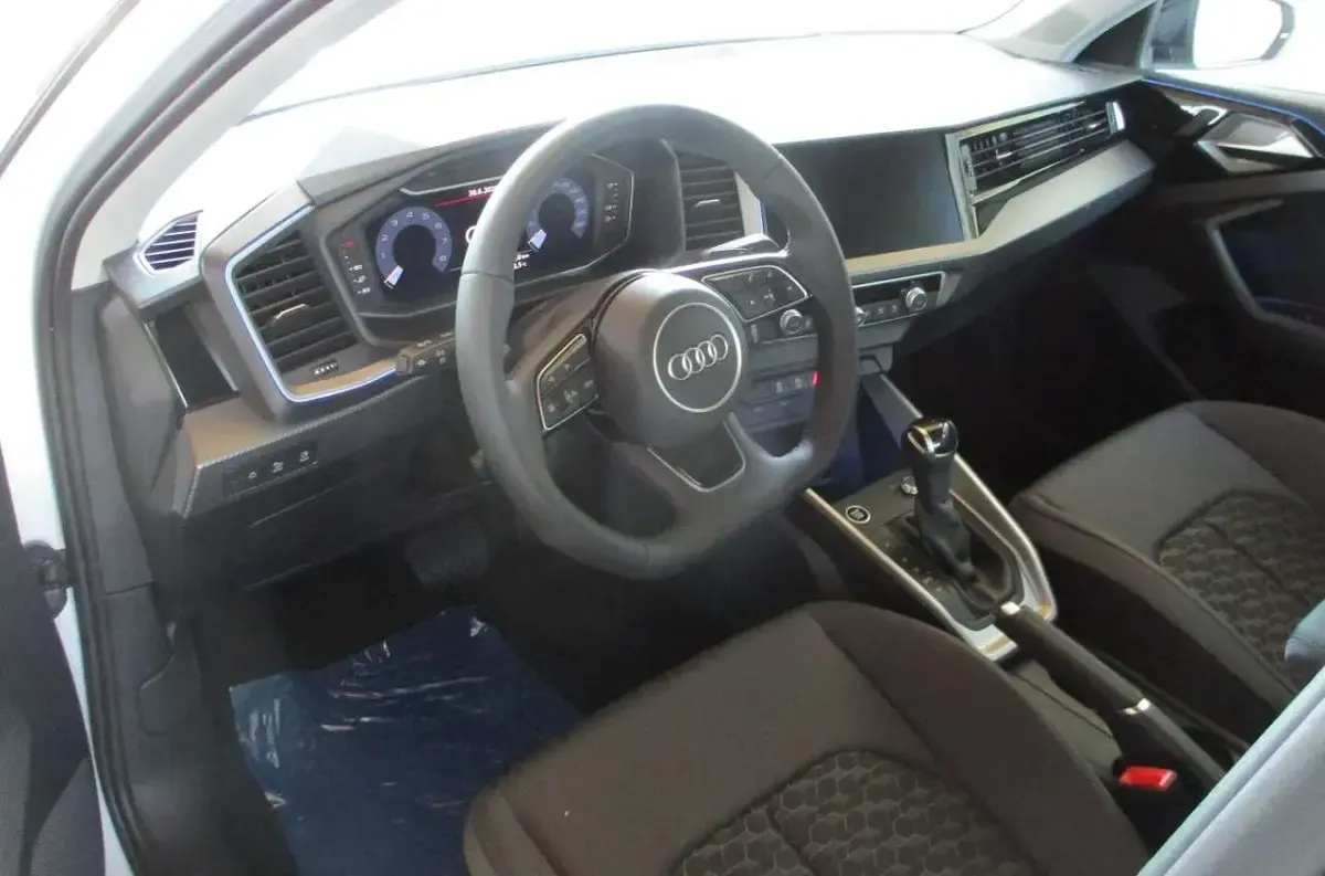 Nuova Audi A1 S-Line 116 CV (85 kW) 2026 Bianco SUV