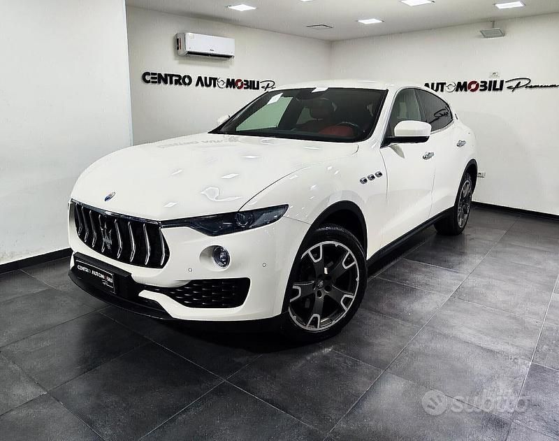 Usata Maserati Levante 275 CV (202 kW) 2017 Bianco SUV