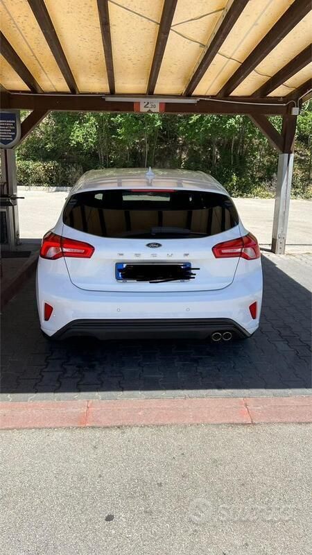 Usata Ford Focus ST-Line 120 CV (88 kW) 2019 Bianco Berlina