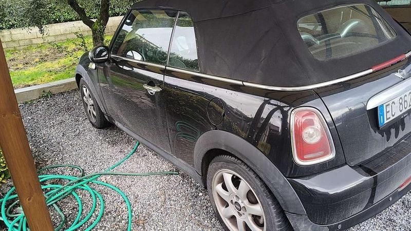 Usata Mini Cooper Cabriolet 122 CV (89 kW) 2010 Nero Cabrio