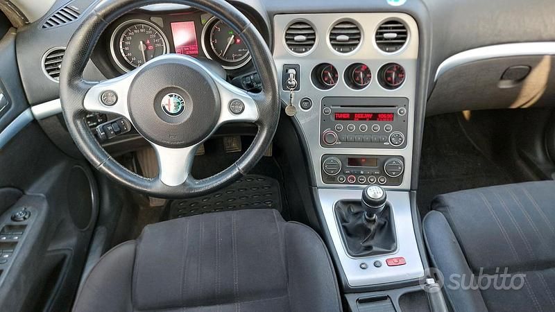 Usata Alfa Romeo 159 150 CV (110 kW) 2007 Nero Station wagon