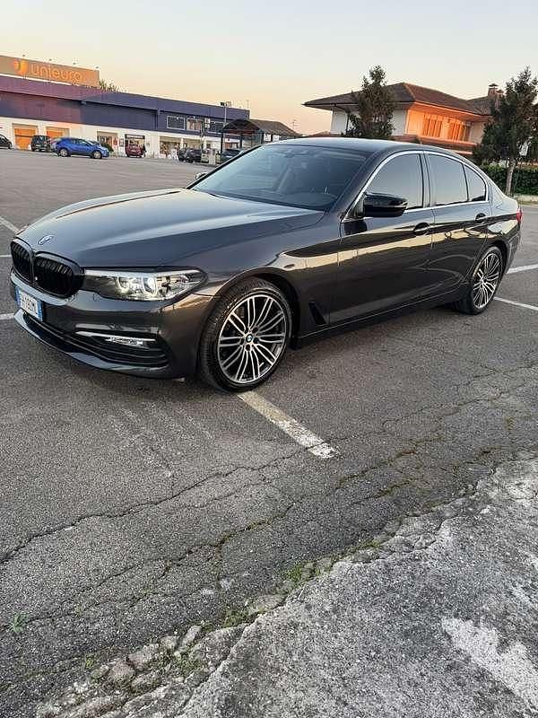 Usata BMW 520 Comfort Edition 190 CV (139 kW) 2017 Berlina