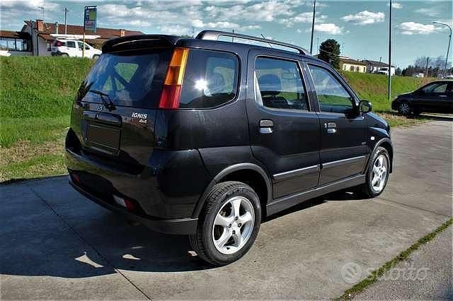 Usata Suzuki Ignis GL 99 CV (72 kW) 2007 Nero Utilitaria