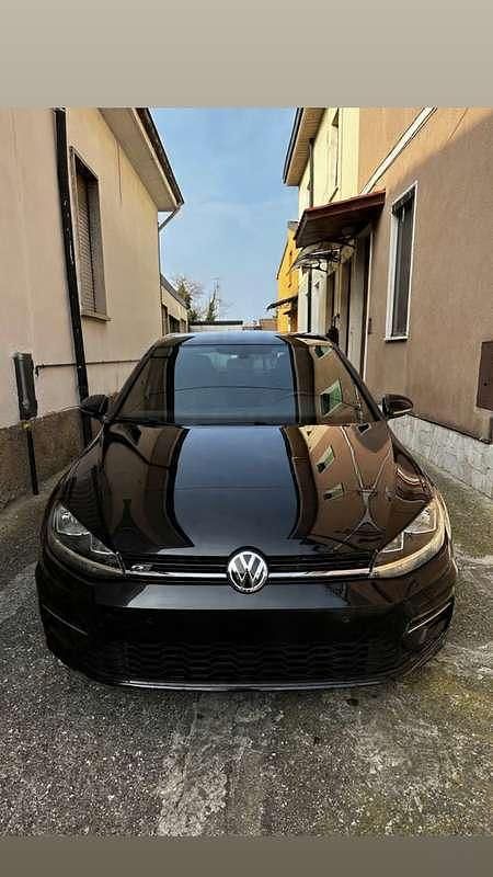 Usata VW Golf VII R-line 150 CV (110 kW) 2019 Berlina