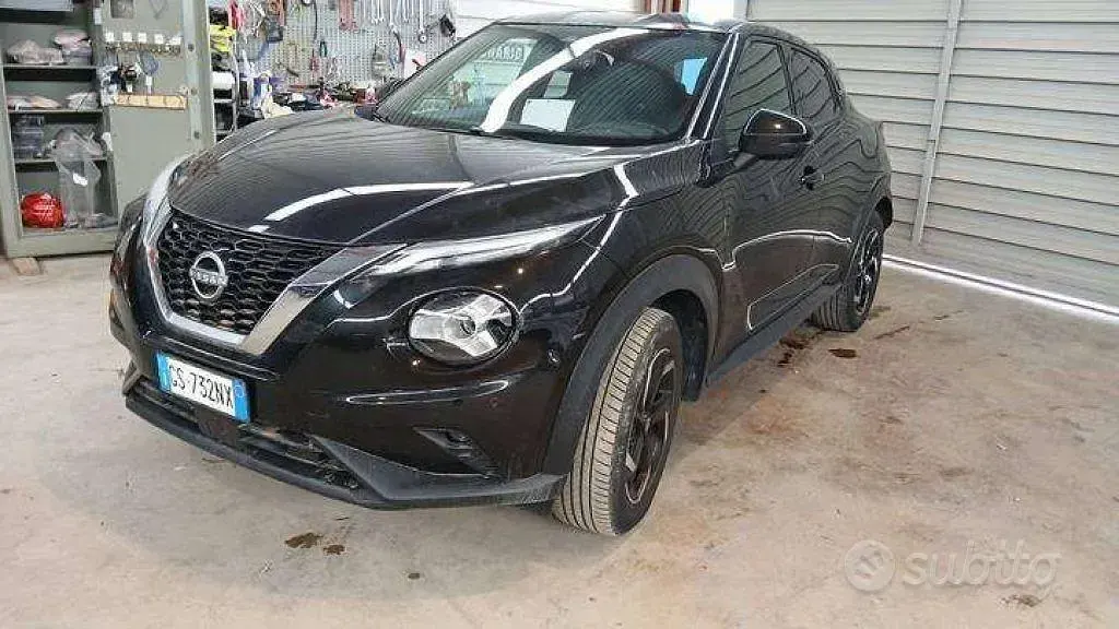 Usata Nissan Juke N-Connecta 114 CV (83 kW) 2023 Nero SUV