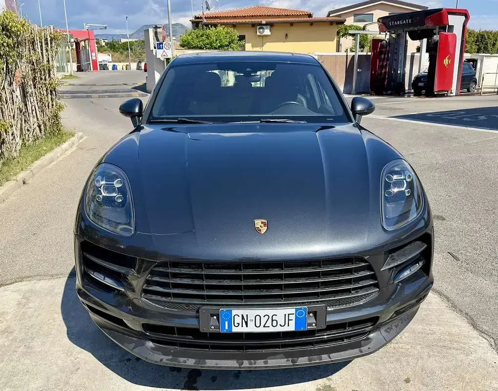 Usata Porsche Macan 245 CV (180 kW) 2021 Grigio SUV