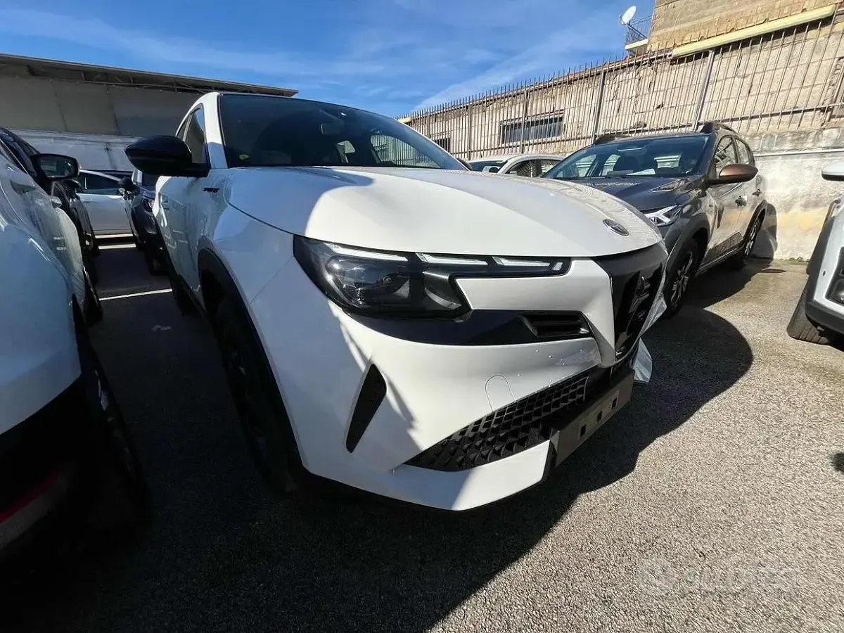 Nuova Alfa Romeo GT Junior Edizione Speciale 136 CV (100 kW) 2026 SUV