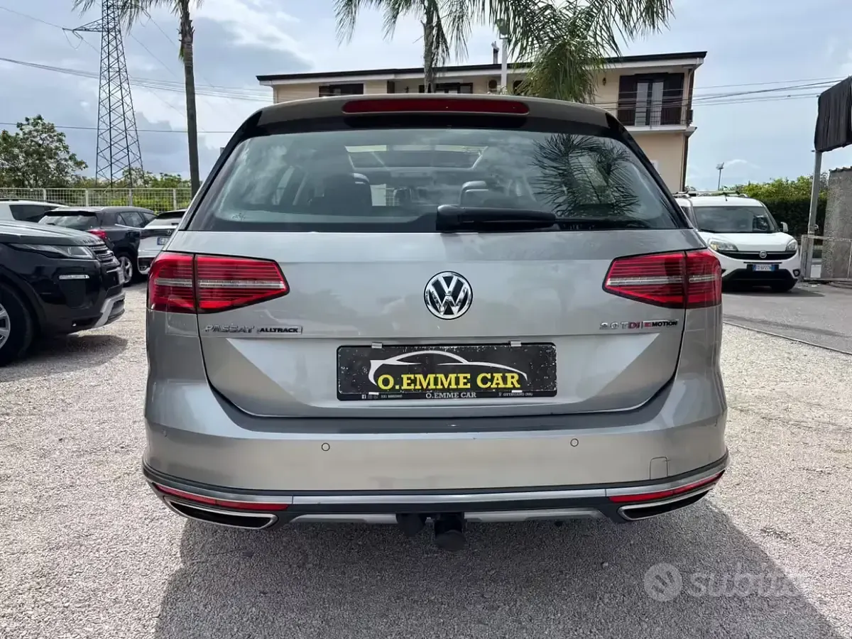 Usata VW Passat Alltrack 190 CV (139 kW) 2016 Grigio Station wagon