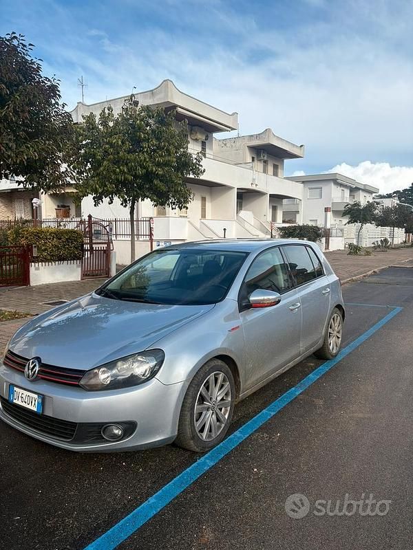 Usata VW Golf VI 140 CV (102 kW) 2009 Grigio Utilitaria