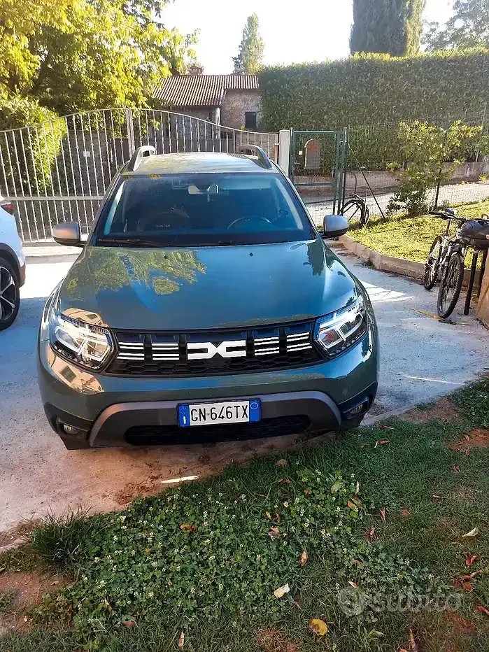 Usata Dacia Duster Journey 101 CV (74 kW) 2023 SUV
