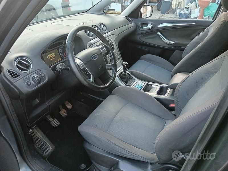 Usata Ford S-MAX S 140 CV (102 kW) 2008 Monovolume