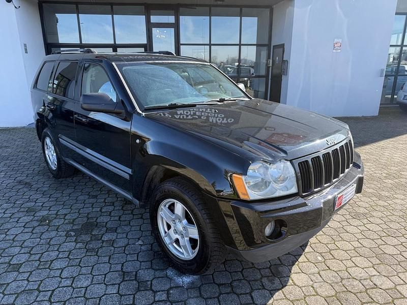 Usata Jeep Grand Cherokee Laredo 214 CV (157 kW) 2006 Nero SUV