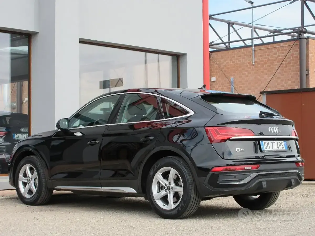 Usata Audi Q5 Sportback Business 163 CV (119 kW) 2023 Nero SUV