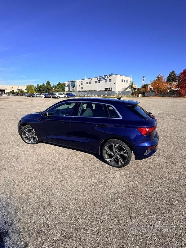 Usata Audi A3 Advanced 150 CV (110 kW) 2021 Blu/azzurro Berlina
