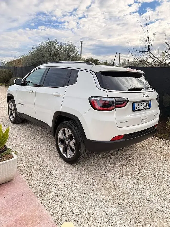 Usata Jeep Compass 140 CV (102 kW) 2020 Bianco SUV