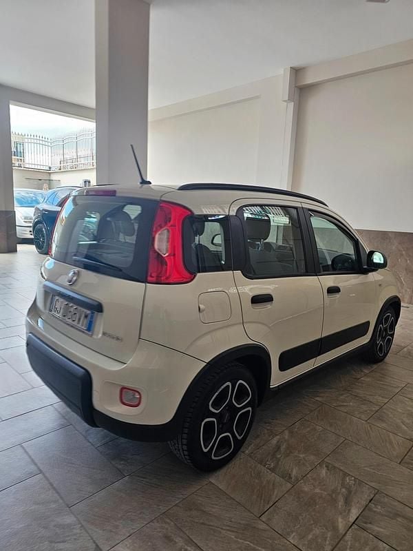 Usata Fiat Panda Sport 70 CV (51 kW) 2022 Bianco Utilitaria