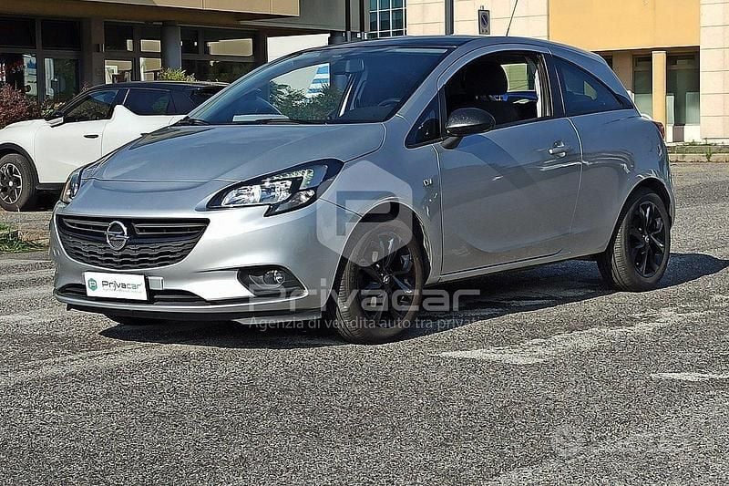 Grigio Usata 2017 Opel Corsa Coupé | 5999 € (Ottimo prezzo) - Immagine 1/4