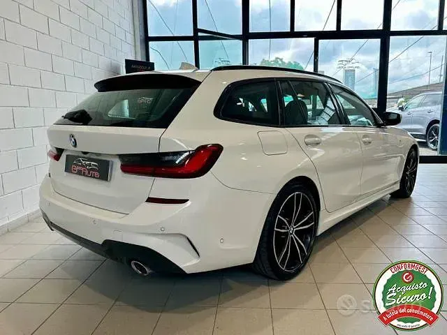 Usata BMW 320e M Sport 190 CV (139 kW) 2021 Bianco Station wagon