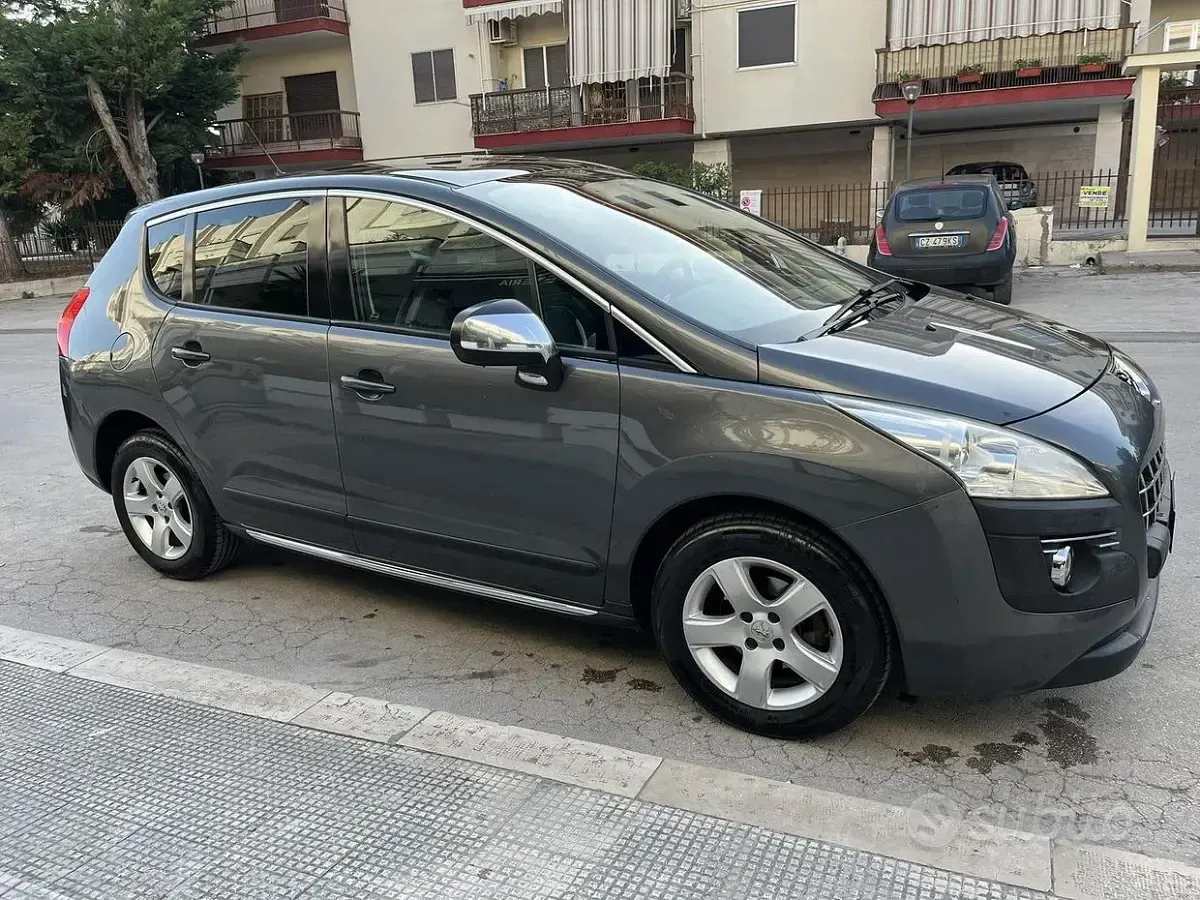 Usata Peugeot 3008 115 CV (84 kW) 2012 Grigio Station wagon