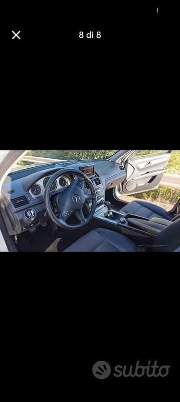 Usata Mercedes C220 AMG 170 CV (125 kW) 2009 Grigio Berlina