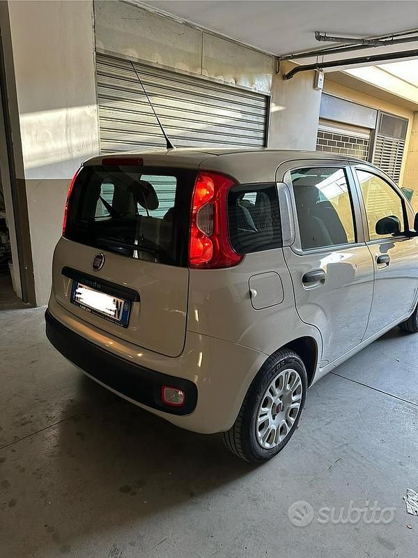 Usata Fiat Panda 69 CV (50 kW) 2015 Utilitaria