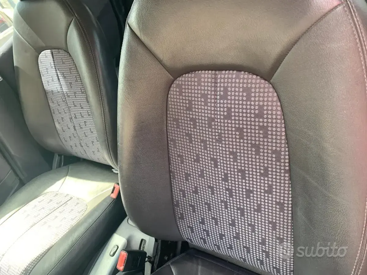 Usata Mercedes A160 102 CV (75 kW) 1998 Grigio Utilitaria
