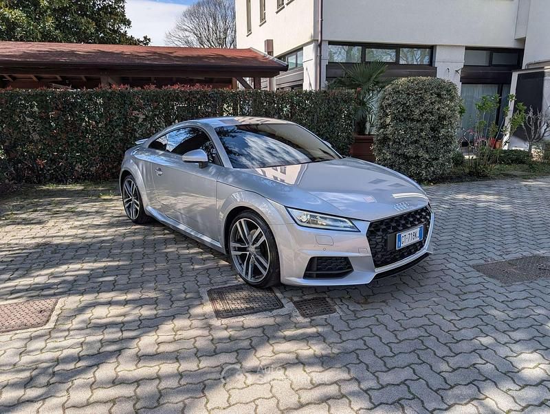 Usata Audi TT Ambiente 197 CV (144 kW) 2020 Argento floret metallizzato Coupé