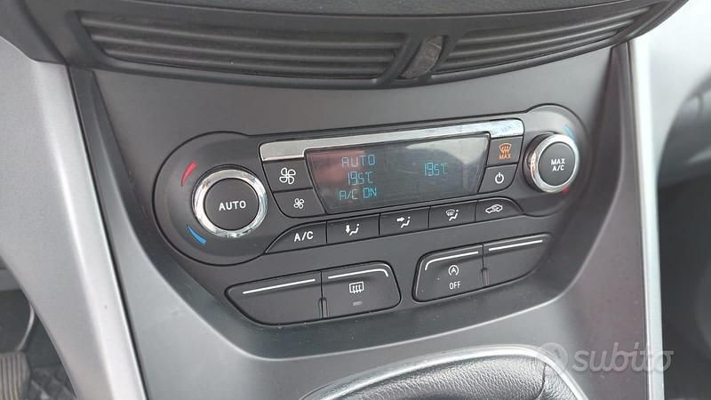 Usata Ford C-MAX 100 CV (73 kW) 2014 Bianco Monovolume