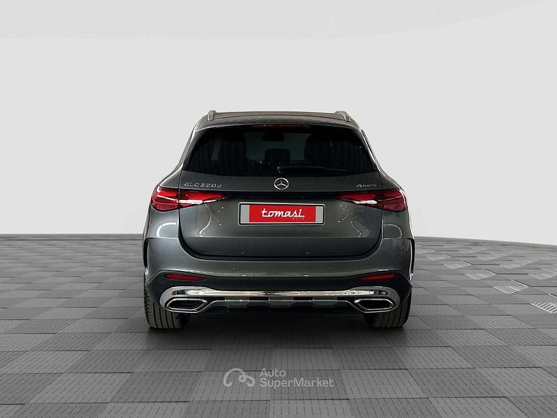 Usata Mercedes GLC450 Premium 197 CV (144 kW) 2023 Gray SUV