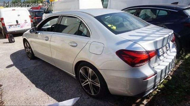 Usata Mercedes A180 116 CV (85 kW) 2020 Argento Berlina