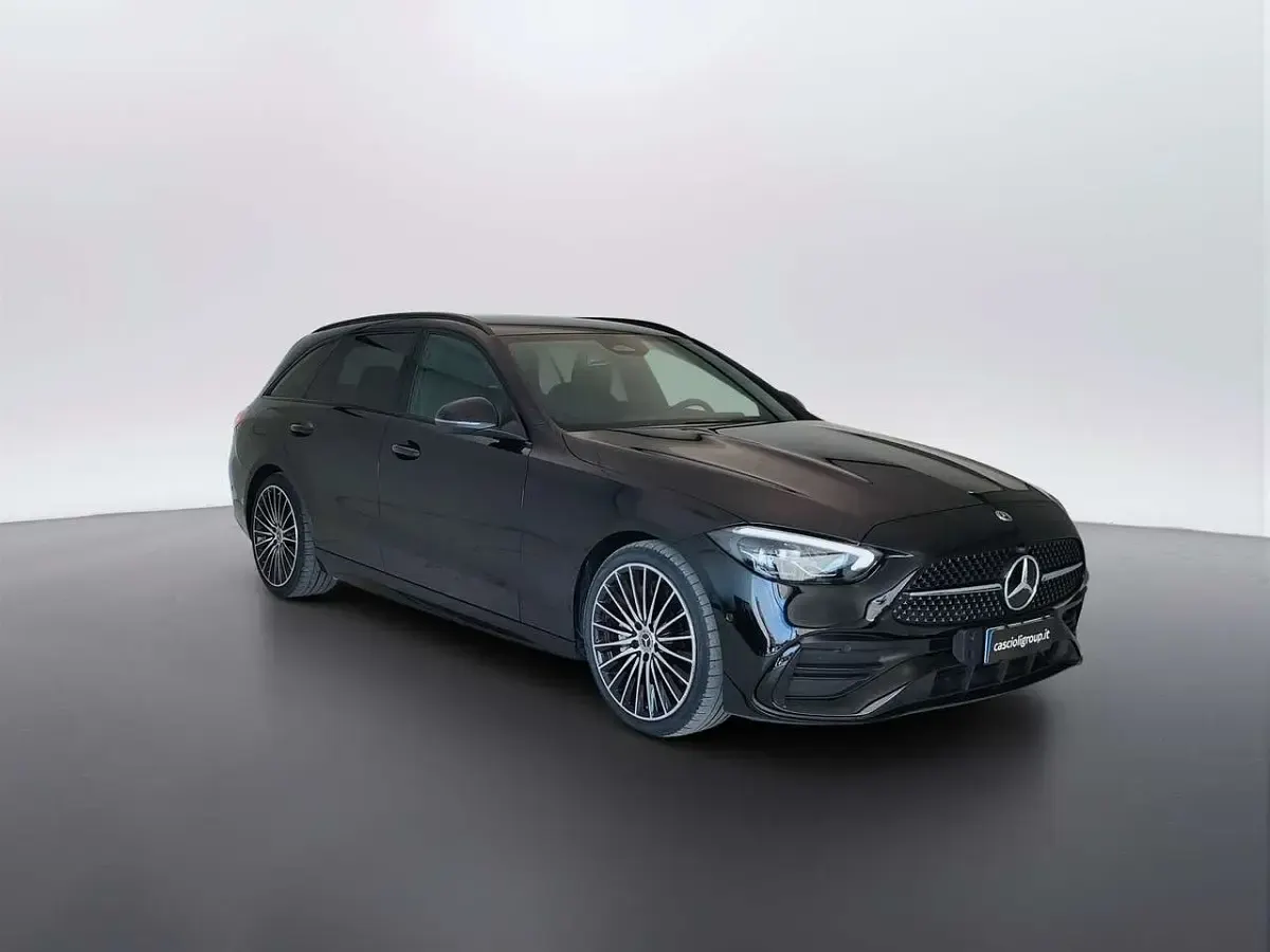 Usata Mercedes C220 AMG line 197 CV (144 kW) 2023 Nero Station wagon