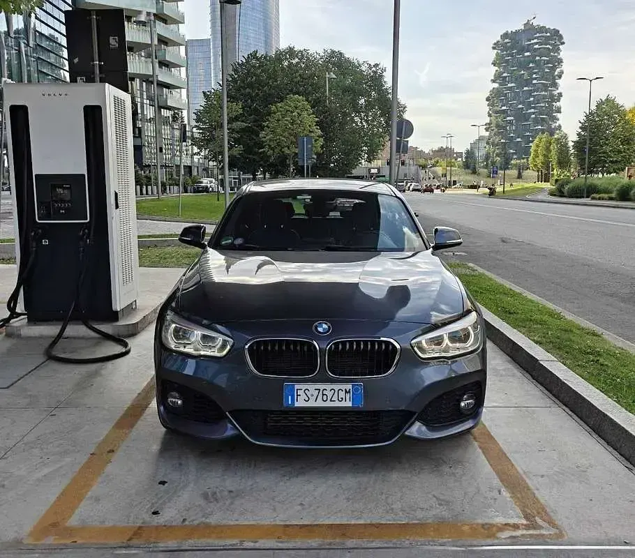 Usata BMW 118 M Sport 136 CV (100 kW) 2018 Grigio Utilitaria