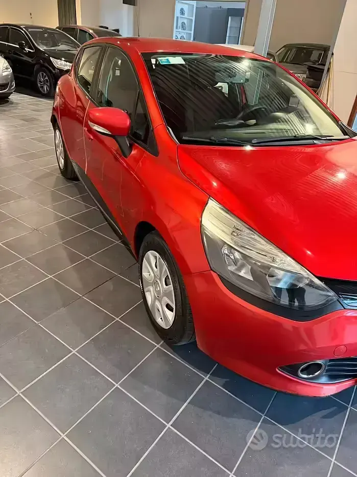 Usata Renault Clio IV 90 CV (66 kW) 2016 Arancione Berlina