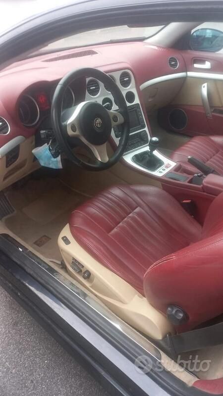 Usata Alfa Romeo Brera 210 CV (154 kW) 2007 Nero Coupé