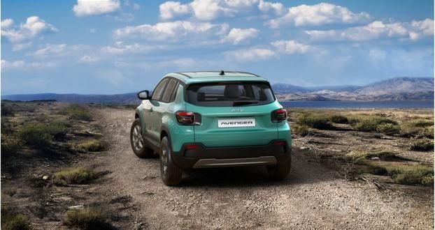 Nuova Jeep Avenger EV Longitude 61 kW (84 CV) 2025 SUV