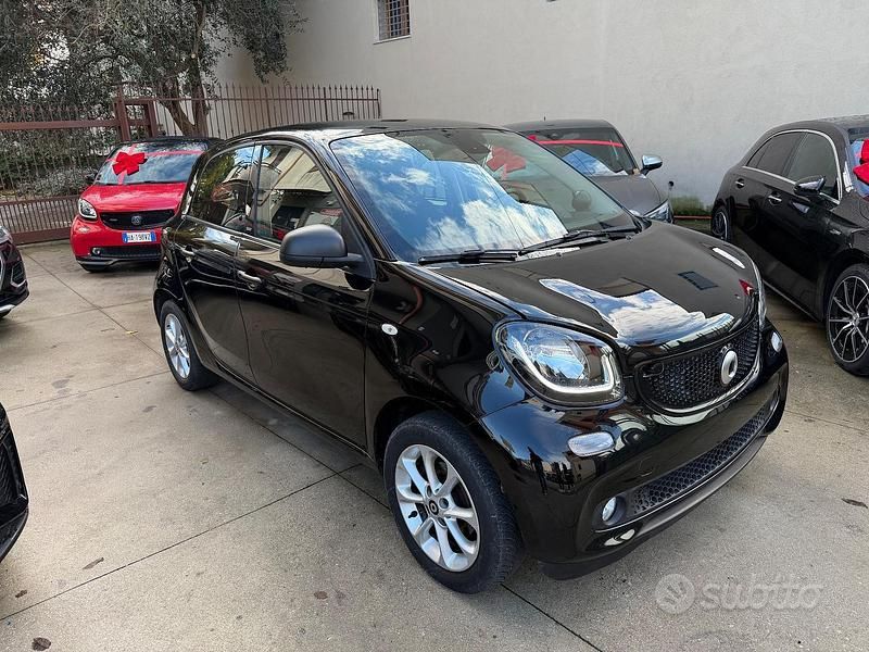 Usata Smart ForFour Passion 71 CV (52 kW) 2018 Other Utilitaria