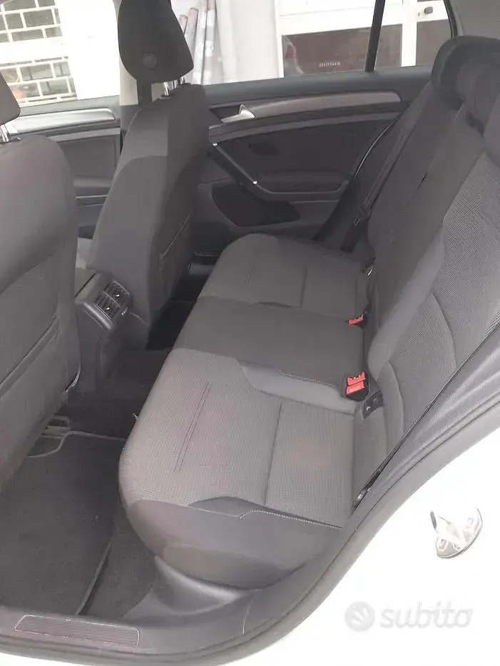 Usata VW Golf VII Executive 115 CV (84 kW) 2019 Bianco Berlina