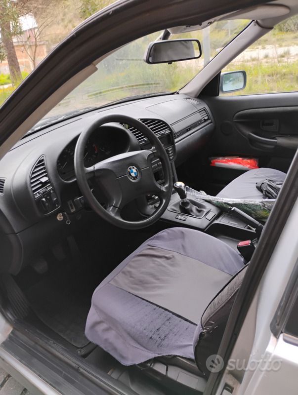 Usata BMW 318 90 CV (66 kW) 1998 Grigio Berlina
