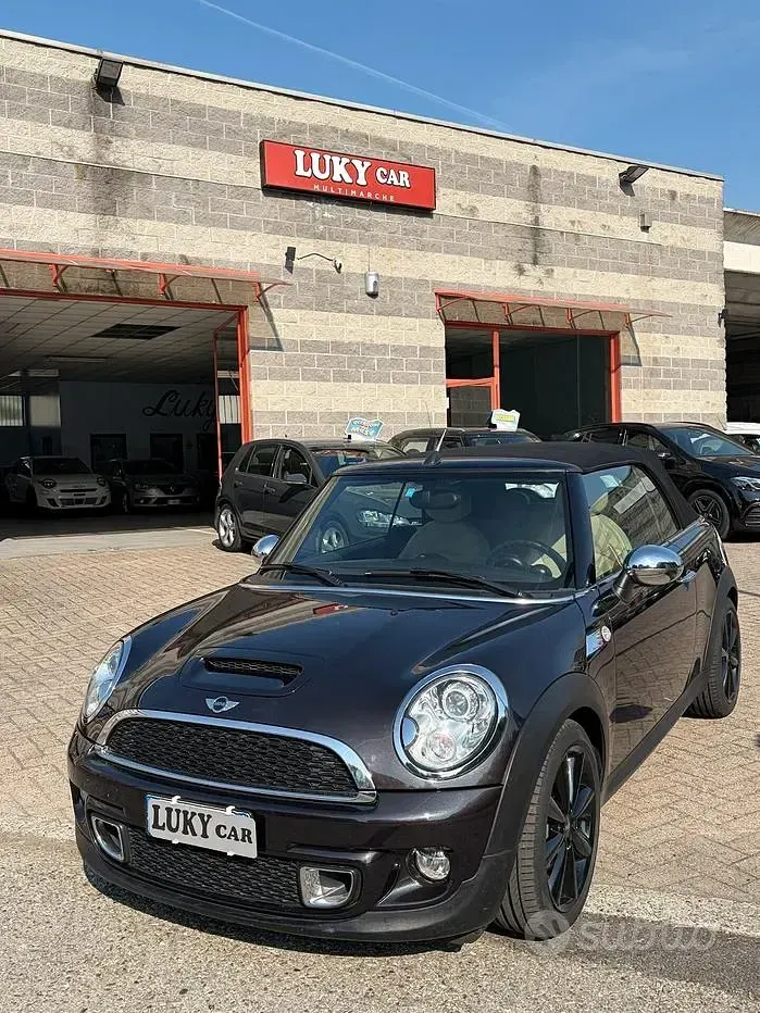 Usata Mini Cooper SD Cabriolet 143 CV (105 kW) 2013 Nero Cabrio